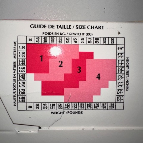 1 pair of DIM Panty hose Extra sheer Pantyhose Made in Portugal Soft Sheer Black - Picture 2 of 4